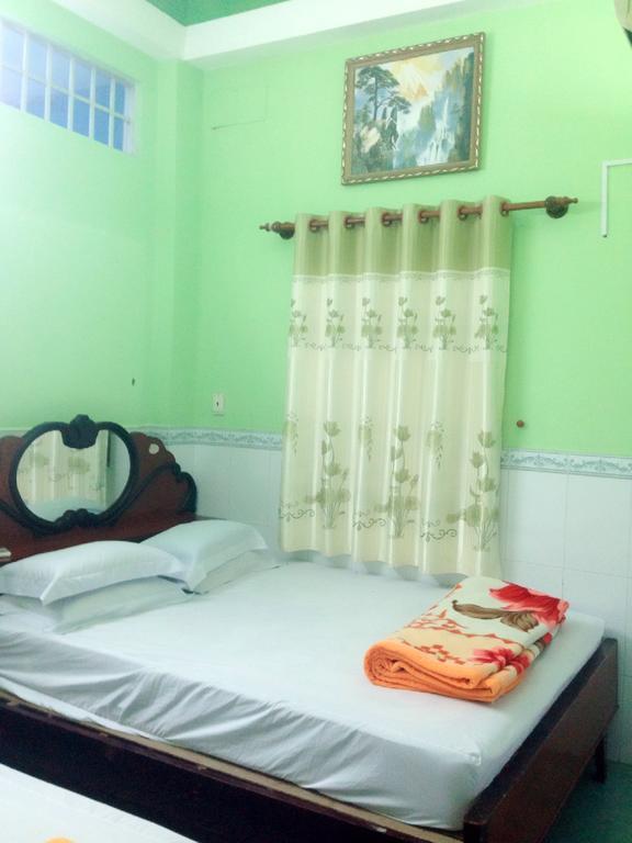 Phu Thong Ξενοδοχείο Chau Doc Δωμάτιο φωτογραφία