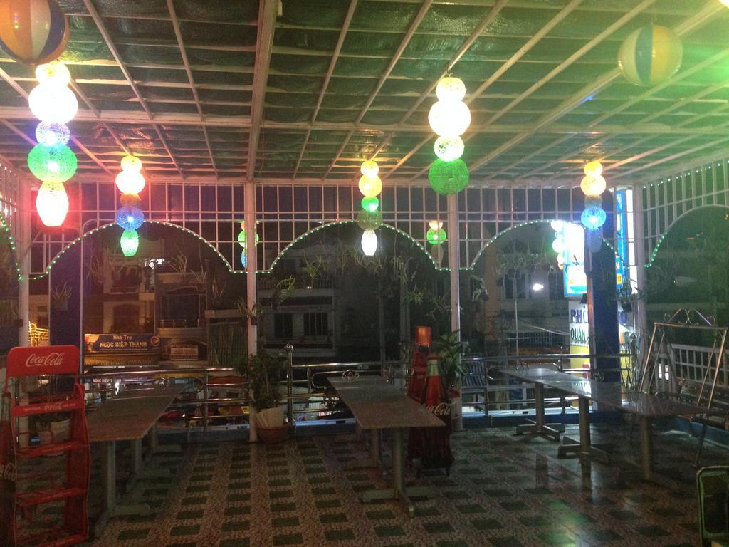 Phu Thong Ξενοδοχείο Chau Doc Εξωτερικό φωτογραφία